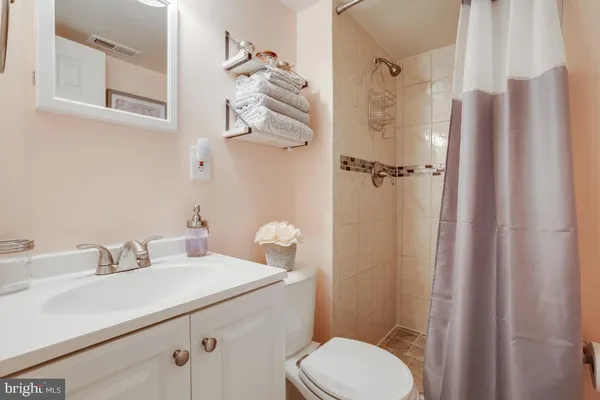 $3,375 | 8280 Wold Den Court, Springfield, VA 22153