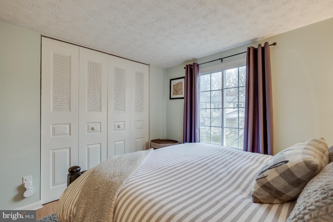 8280 Wold Den Court Springfield, VA 22153 - Photo 22 of 38