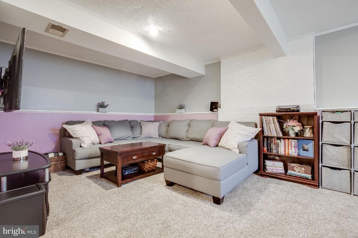 8280 Wold Den Court Springfield, VA 22153 - Photo 29 of 38