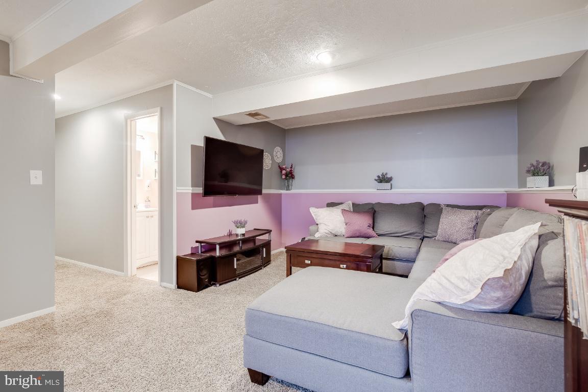 8280 Wold Den Court Springfield, VA 22153 - Photo 30 of 38