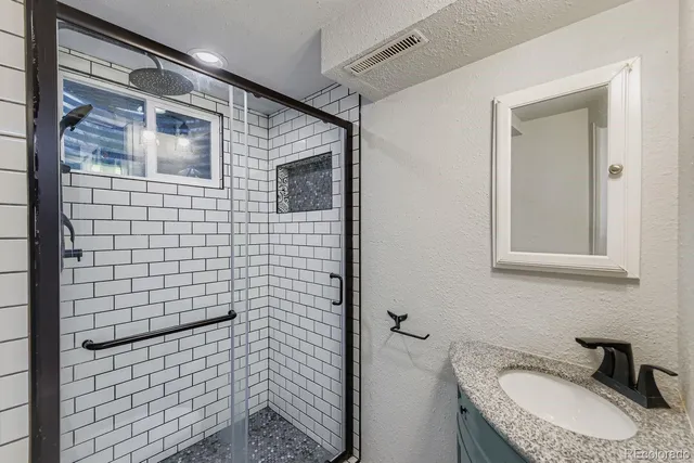 $2,875 | 5418 South Huron Street, Littleton, CO 80120