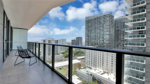 $4,800 | 1300 South Miami Avenue, Unit 1711, Miami, FL 33130