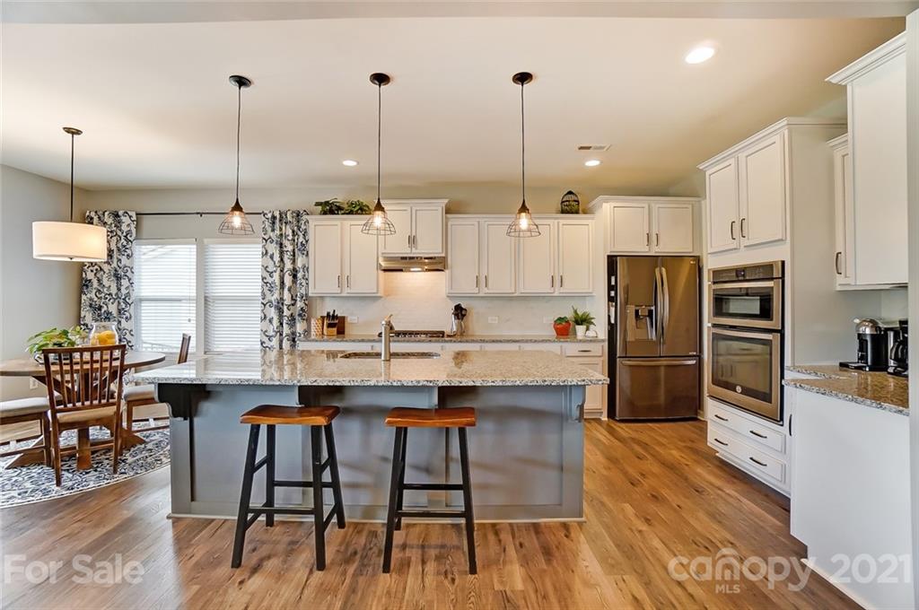 2033 Fuschia Court Tega Cay, SC 29708 - Photo 8 of 35 Gallery Image 8