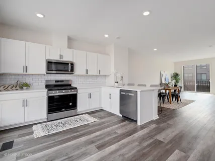 $489,900 | 317 Summit Circle, Lombard, IL 60148