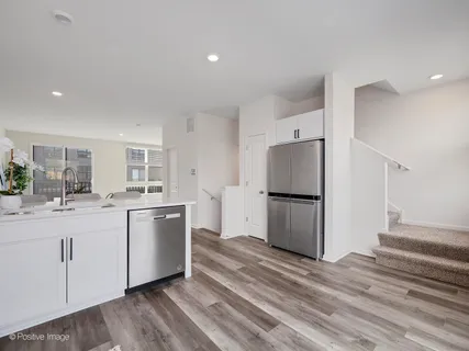 $489,900 | 317 Summit Circle, Lombard, IL 60148