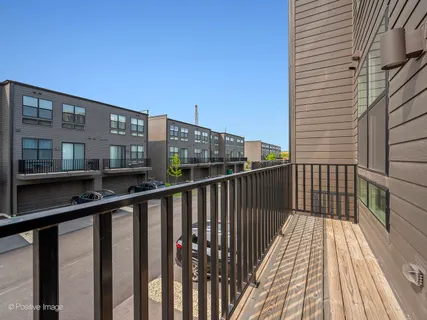 $489,900 | 317 Summit Circle, Lombard, IL 60148