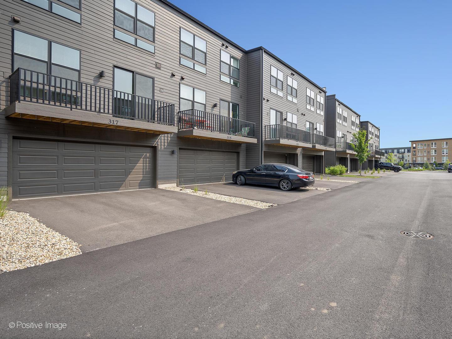 317 Summit Circle Lombard, IL 60148 - Photo 24 of 29 a building with view of street