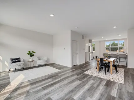 $489,900 | 317 Summit Circle, Lombard, IL 60148