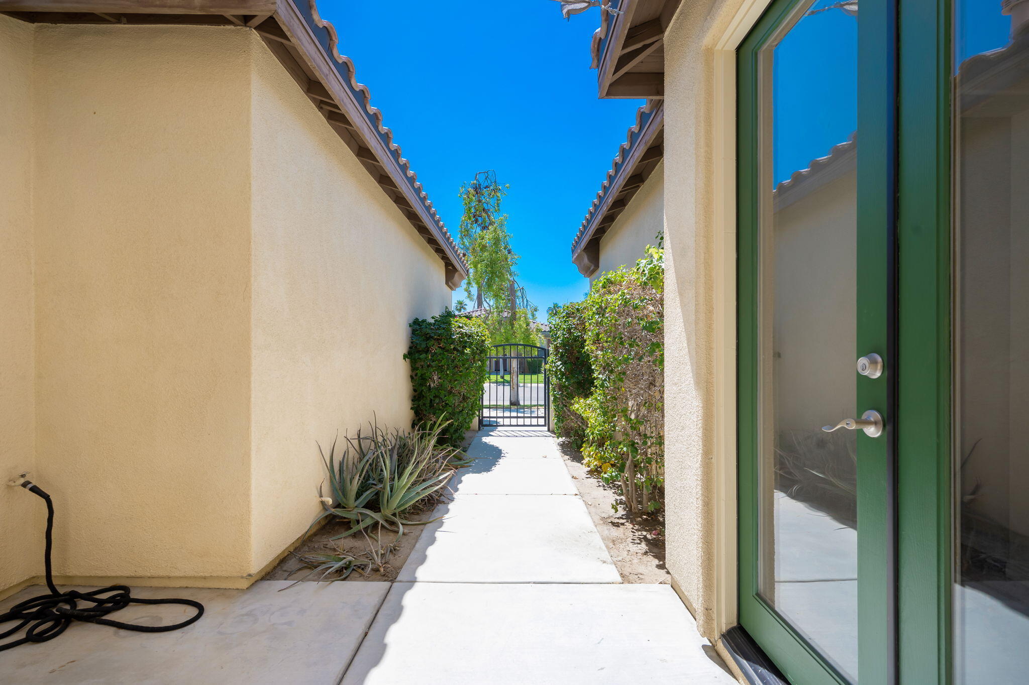 49728 Pacino Street Indio, CA 92201 - Photo 11 of 54 web_CBPacino_2022_012