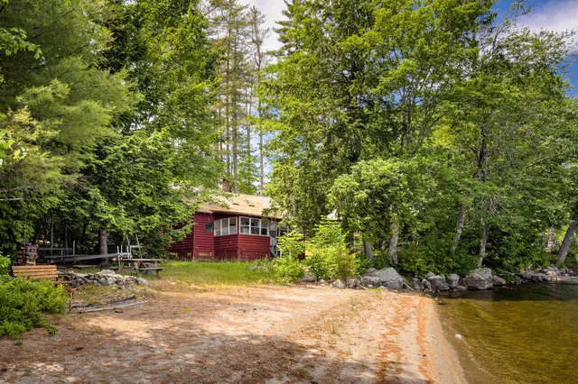 $900,000 | 158 Park Lane, Windsor, ME 04363