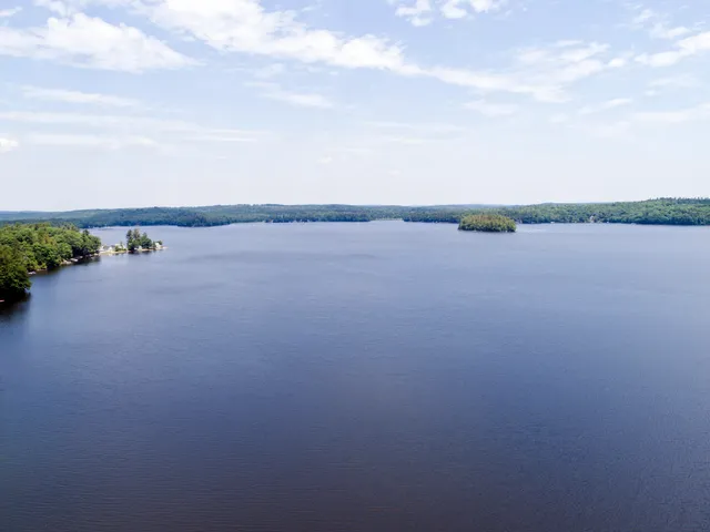 $900,000 | 158 Park Lane, Windsor, ME 04363