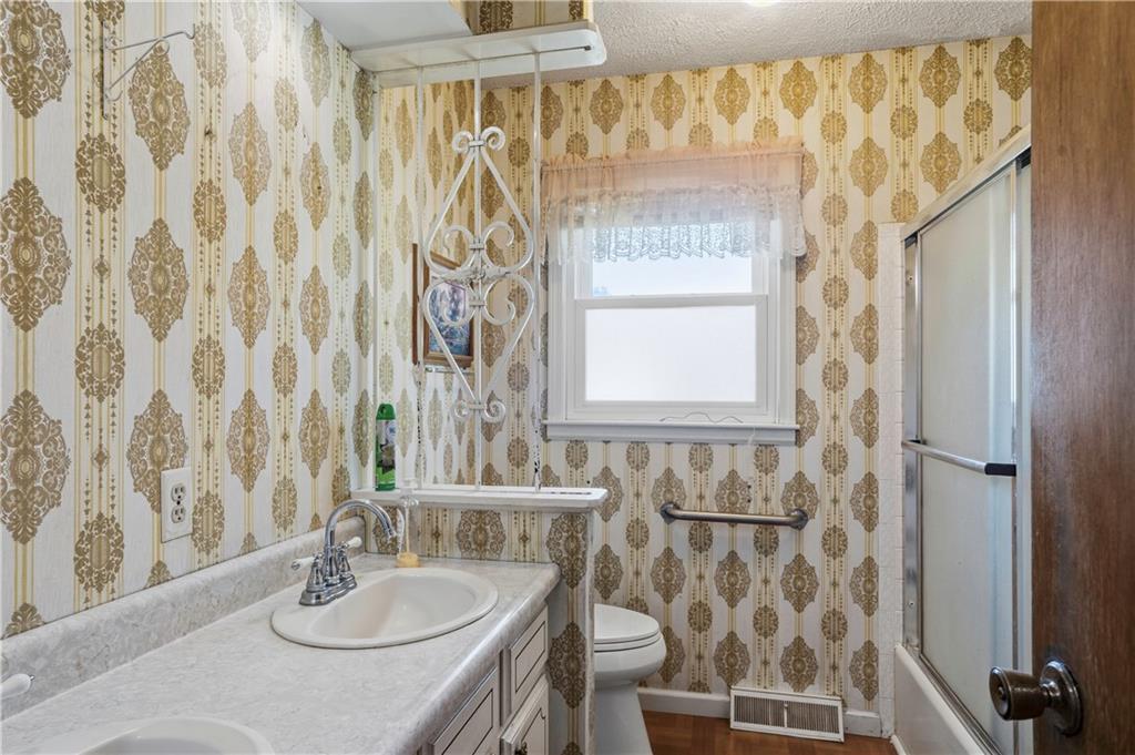 16670 Leavenworth Road Basehor, KS 66007 - Photo 24 of 50 Gallery Image 24