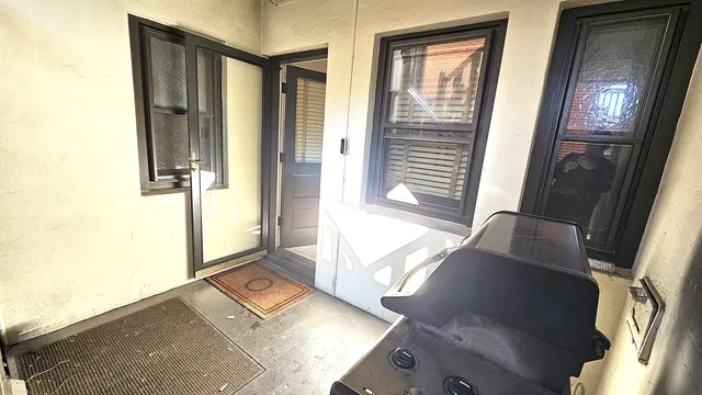 $299,900 | 410 North Raynor Avenue, Unit 1W, Joliet, IL 60435