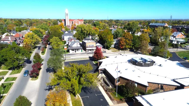 $299,900 | 410 North Raynor Avenue, Unit 1W, Joliet, IL 60435