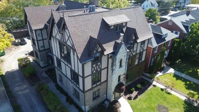 a view of a house with a garage