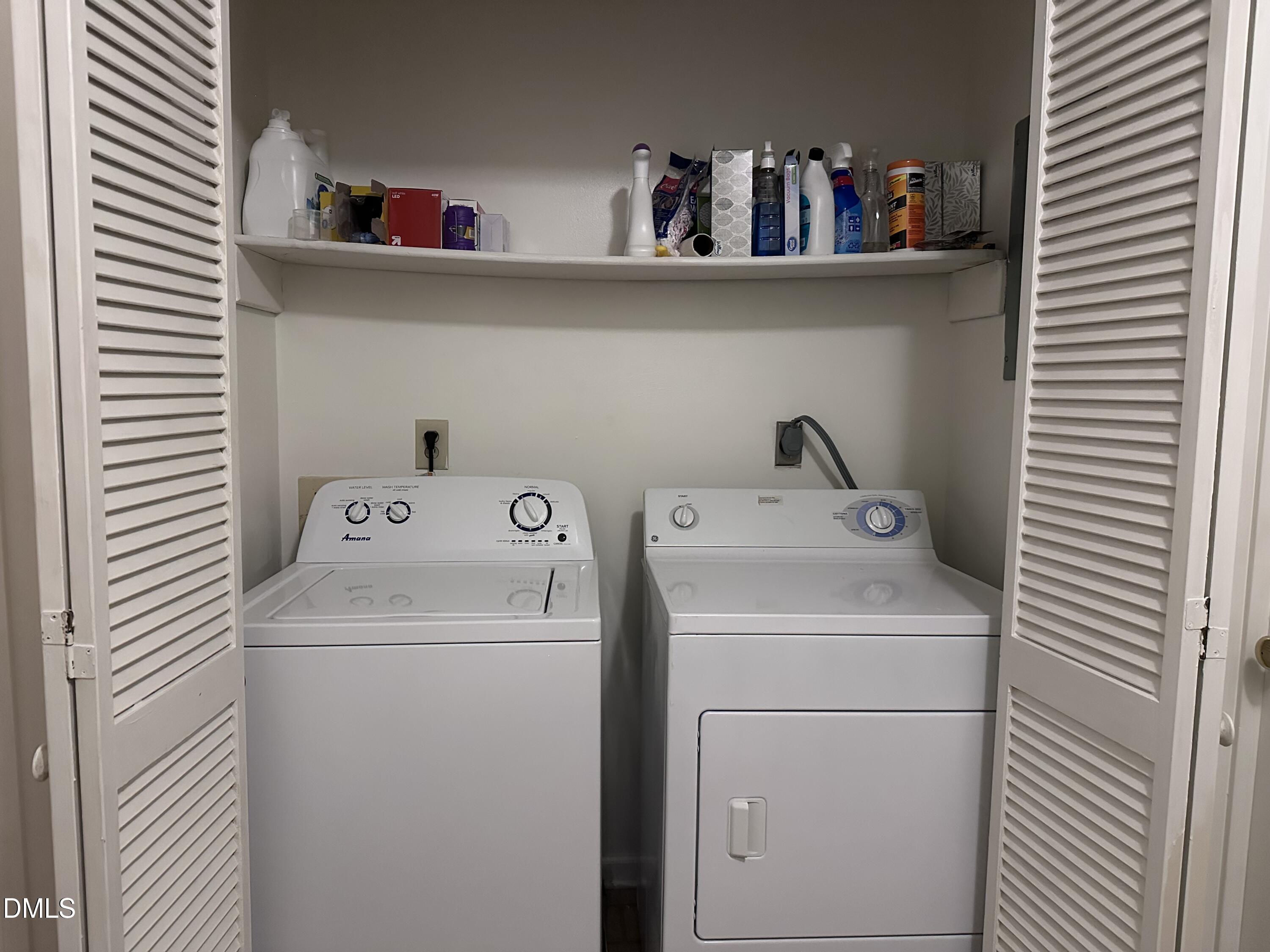 1440 Kent Road Raleigh, NC 27606 - Photo 12 of 13 a utility room with dryer and washer