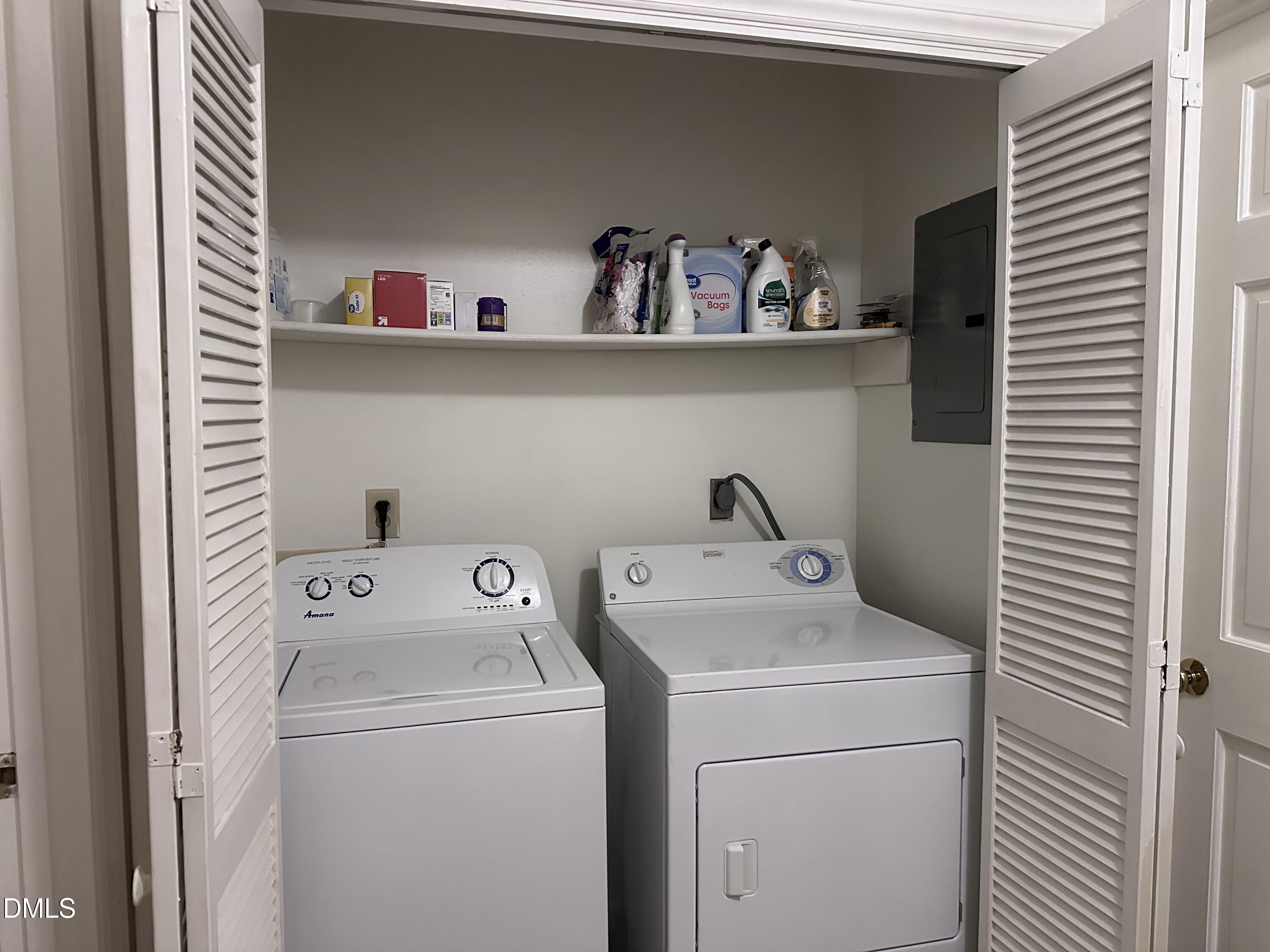 1440 Kent Road Raleigh, NC 27606 - Photo 18 of 21 a utility room with dryer and washer