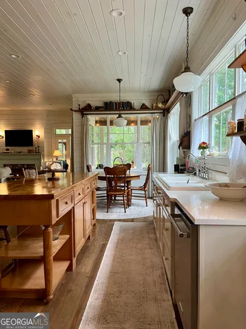 $699,999 | 182 Rogers Street, Hazlehurst, GA 31539