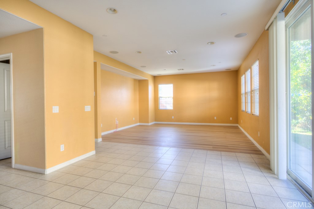 4587 Vincent Way Riverside, CA 92501 - Photo 11 of 51 a view of an empty room with a window