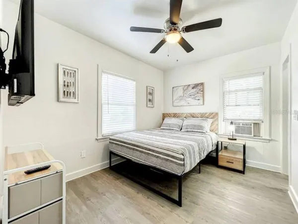 $1,950 | Undisclosed Address, Orlando, FL 32806