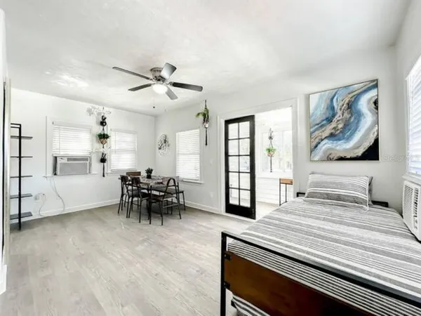 $1,950 | Undisclosed Address, Orlando, FL 32806