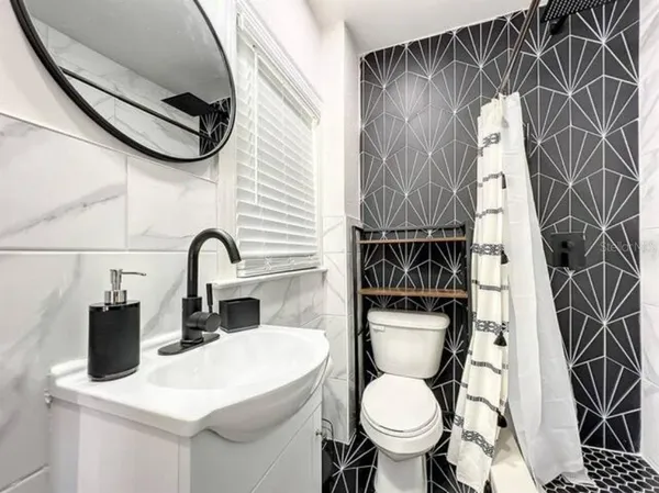 $1,950 | Undisclosed Address, Orlando, FL 32806