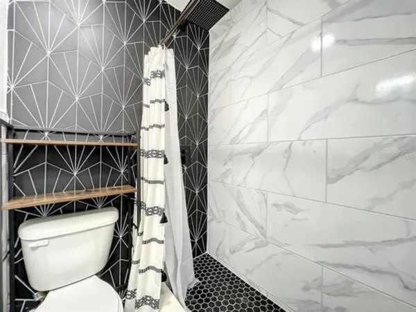 $1,950 | Undisclosed Address, Orlando, FL 32806