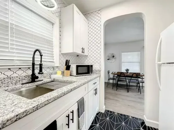 $1,950 | Undisclosed Address, Orlando, FL 32806