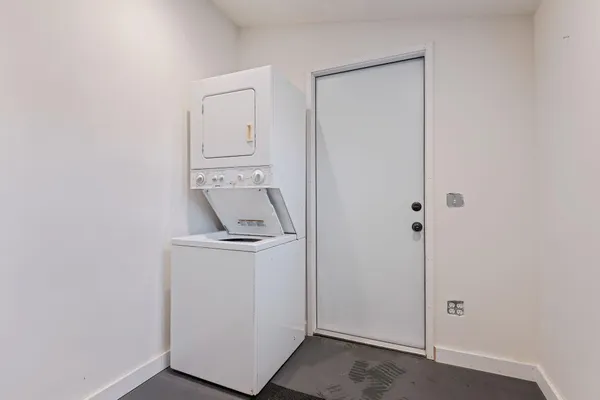 $2,950 | 825 West Pedregosa Street, Unit ADU, Santa Barbara, CA 93101