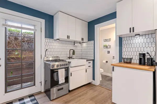 $2,950 | 825 West Pedregosa Street, Unit ADU, Santa Barbara, CA 93101