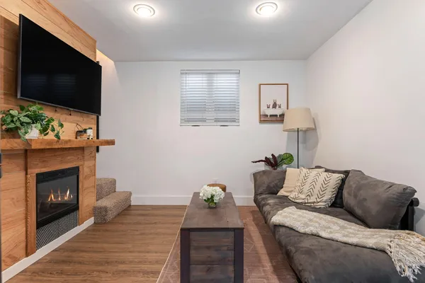 $2,950 | 825 West Pedregosa Street, Unit ADU, Santa Barbara, CA 93101