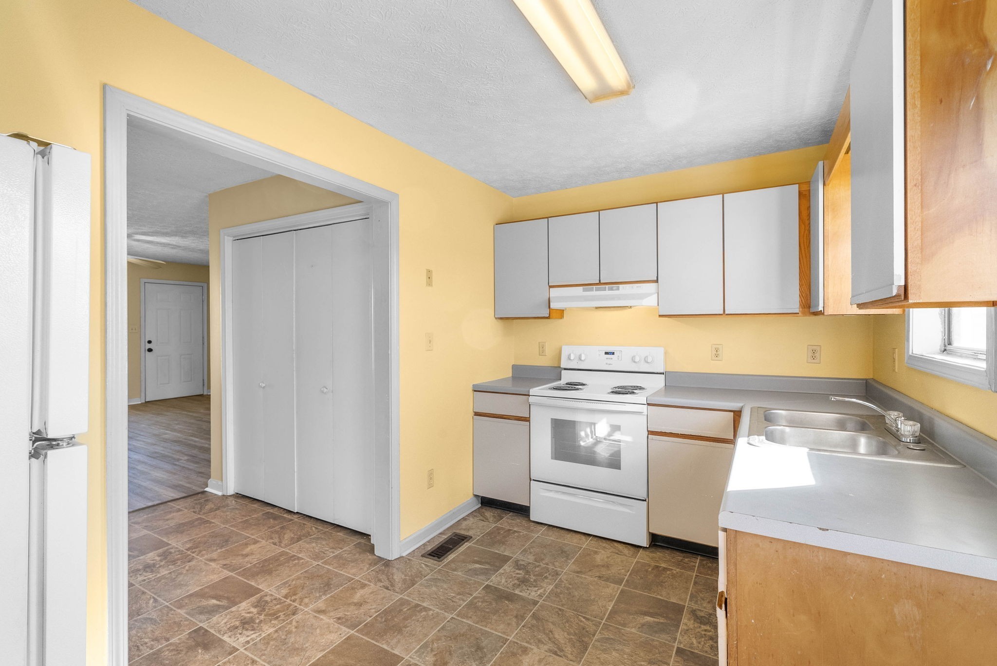 306 Thompsonville Lane, Unit 903 Oak Grove, KY 42262 - Photo 8 of 13