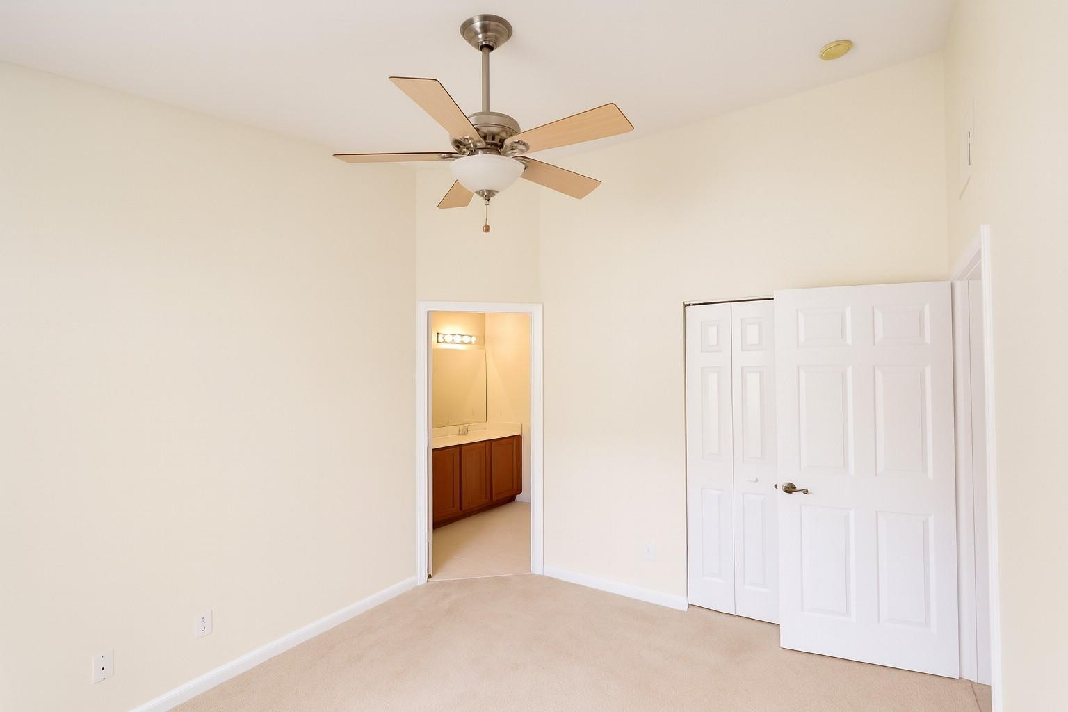 3261 Laurel Ridge Circle Riviera Beach, FL 33404 - Photo 8 of 12 Photo 8