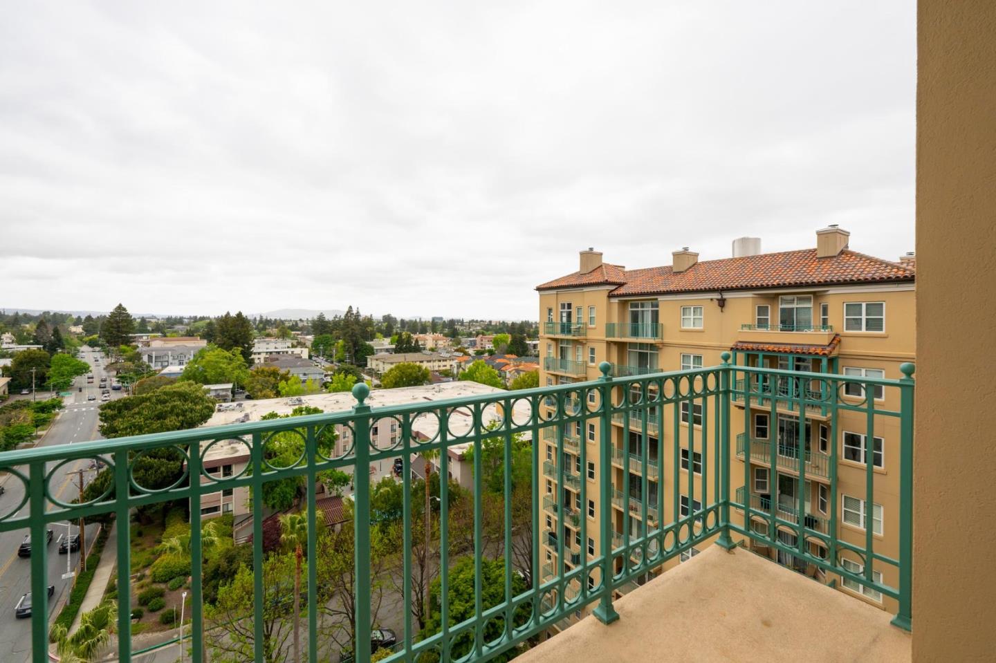 1 Baldwin Avenue, Unit 1017 San Mateo, CA 94401 - Photo 2 of 8 a view of a balcony with an ocean view