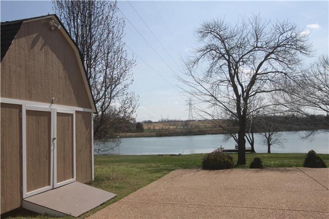 4311 Cairo Bend Road Lebanon, TN 37087 - Photo 18 of 20 Other side of oversized aggregate driveway, storage building.