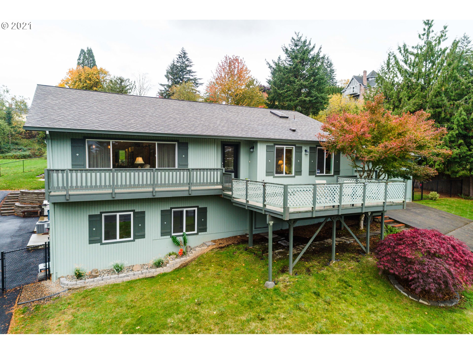 12660 Southeast Callahan Road Happy Valley, OR 97086 - Photo 2 of 32 Gallery Image 2