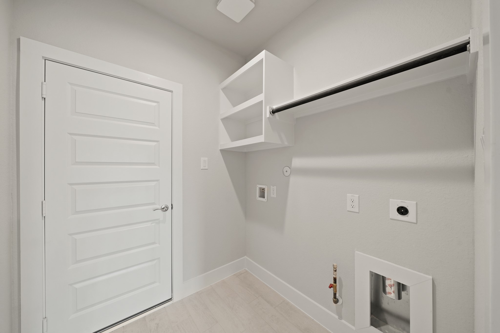 3319 Pin Cherry Lane Conroe, TX 77301 - Photo 27 of 30 a view of walk in closet