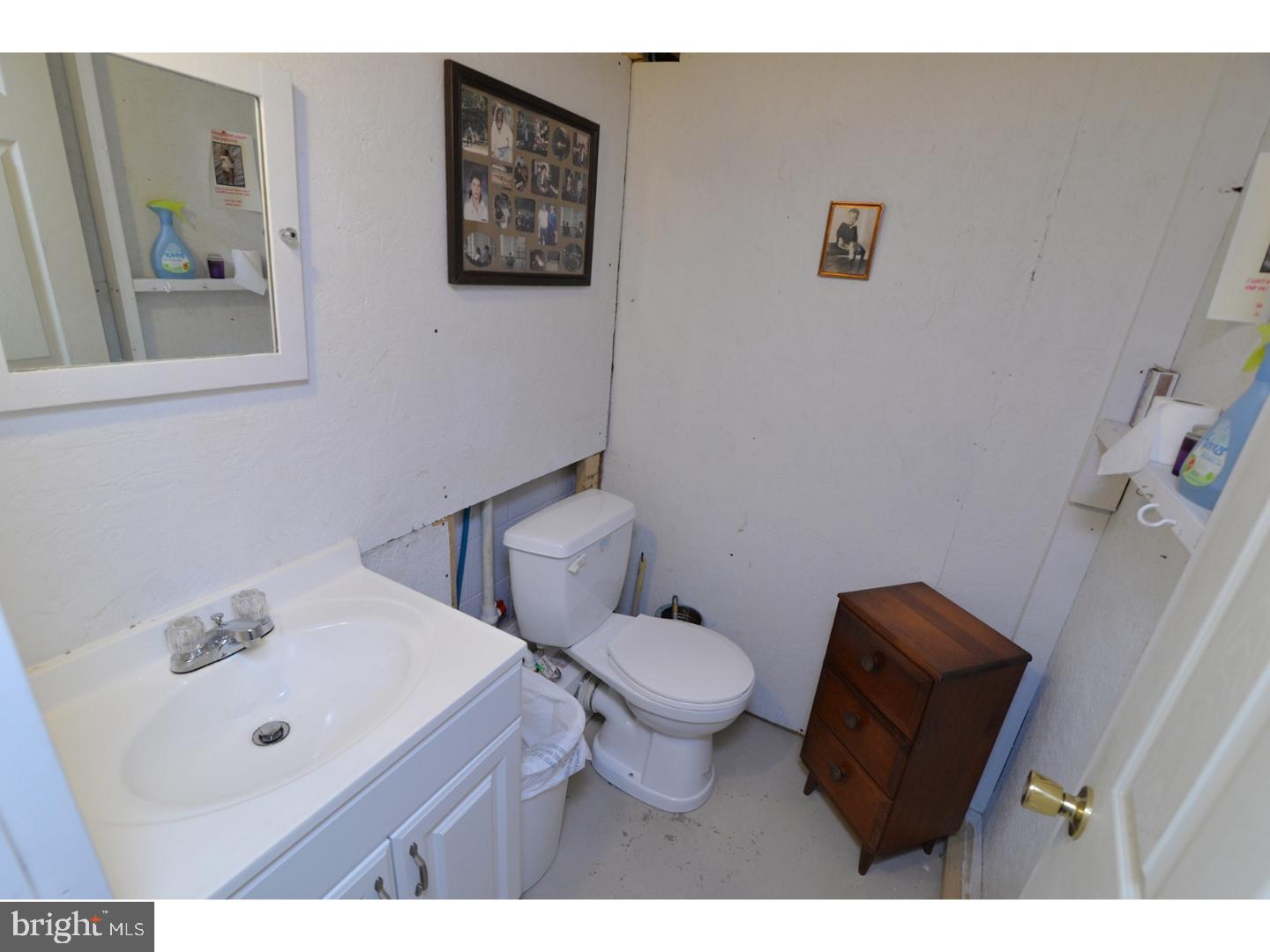 307 Germanville Road Ashland, PA 17921 - Photo 19 of 24 a bathroom with a toilet sink and mirror