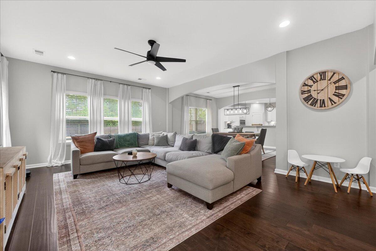 281 Saxony Loop Summerville, SC 29486 - Photo 6 of 59 10-Square One Media - DSC03715