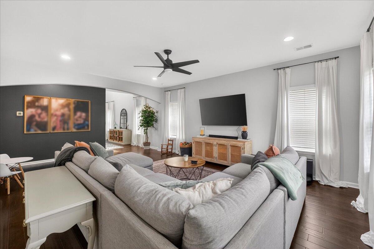 281 Saxony Loop Summerville, SC 29486 - Photo 8 of 59 12-Square One Media - DSC03722