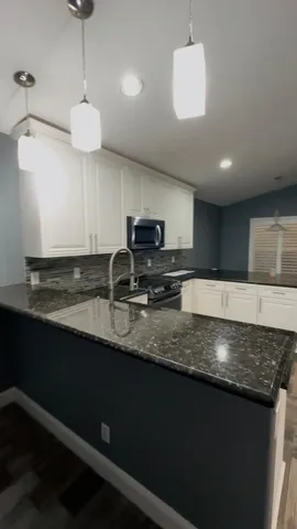 $3,250 | 3965 Torres Circle, West Palm Beach, FL 33409