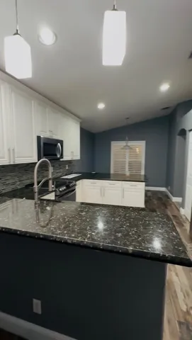 $3,250 | 3965 Torres Circle, West Palm Beach, FL 33409