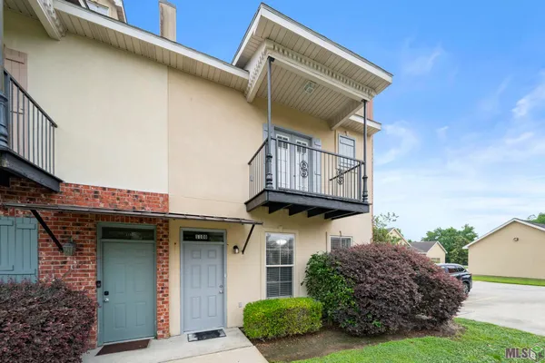 $185,000 | 10600 Lakes Boulevard, Unit 1108, Baton Rouge, LA 70810