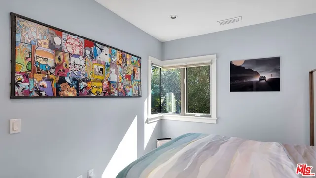 $1,575,000 | 9009 Lloyd Place, West Hollywood, CA 90069