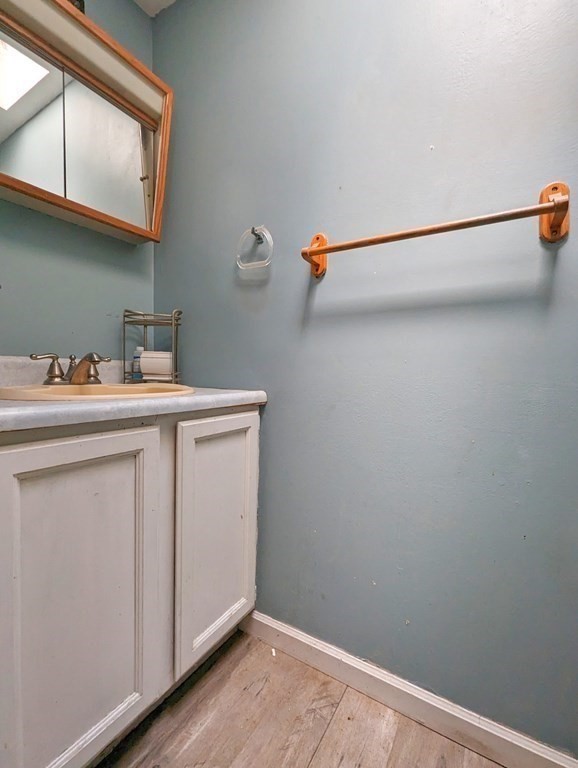 30 Cohasset Road Buzzards Bay, MA 02532 - Photo 15 of 24 a utility room with dryer and washer