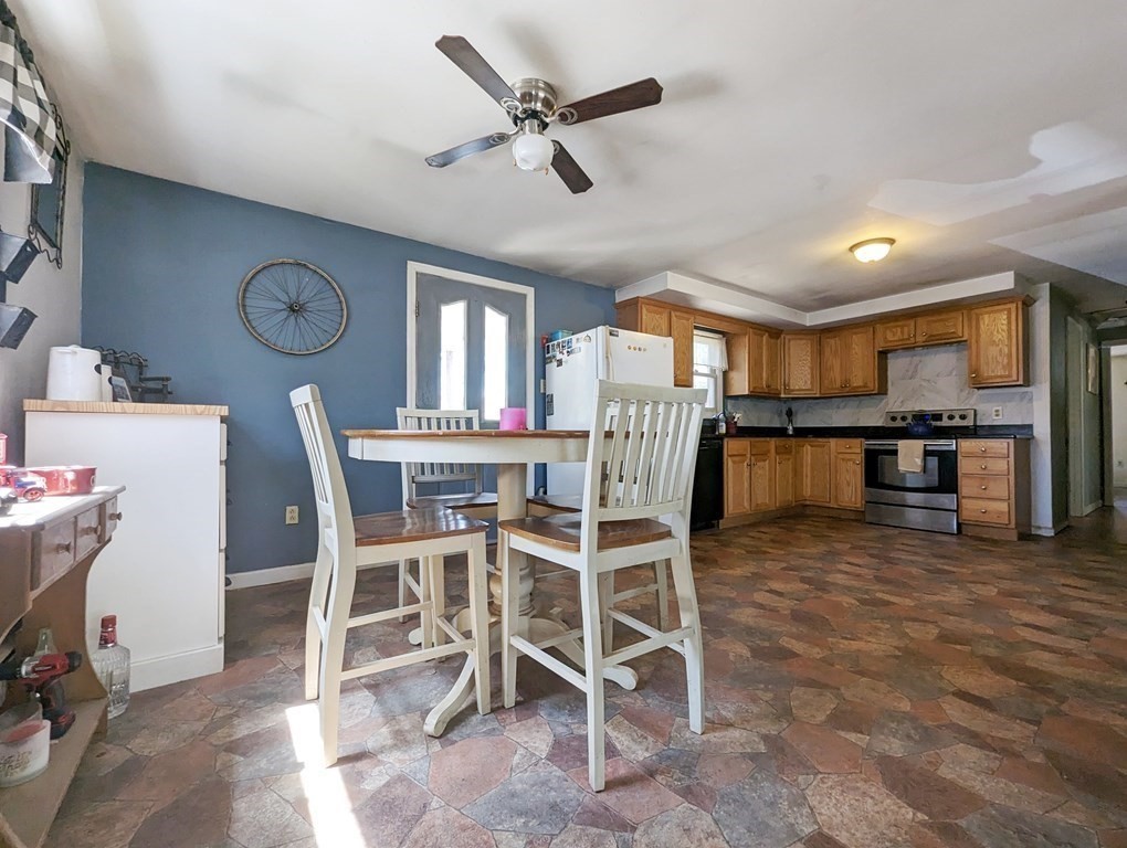 30 Cohasset Road Buzzards Bay, MA 02532 - Photo 5 of 24 a view of a dining room with furniture