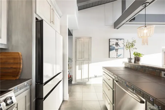 $1,299,000 | 5322 Marina Pacifica Drive South, Long Beach, CA 90803