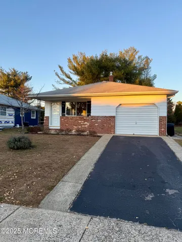 $269,000 | 8 Nevis Court, Toms River, NJ 08757