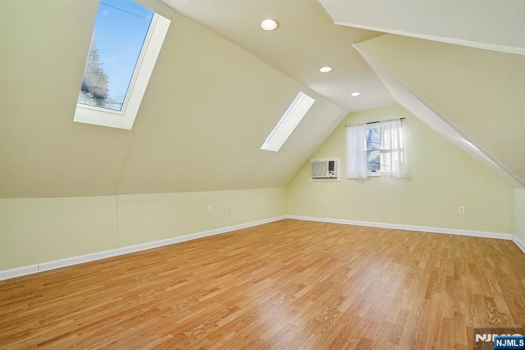 200 Inwood Avenue Montclair, NJ 07043 - Photo 38 of 50