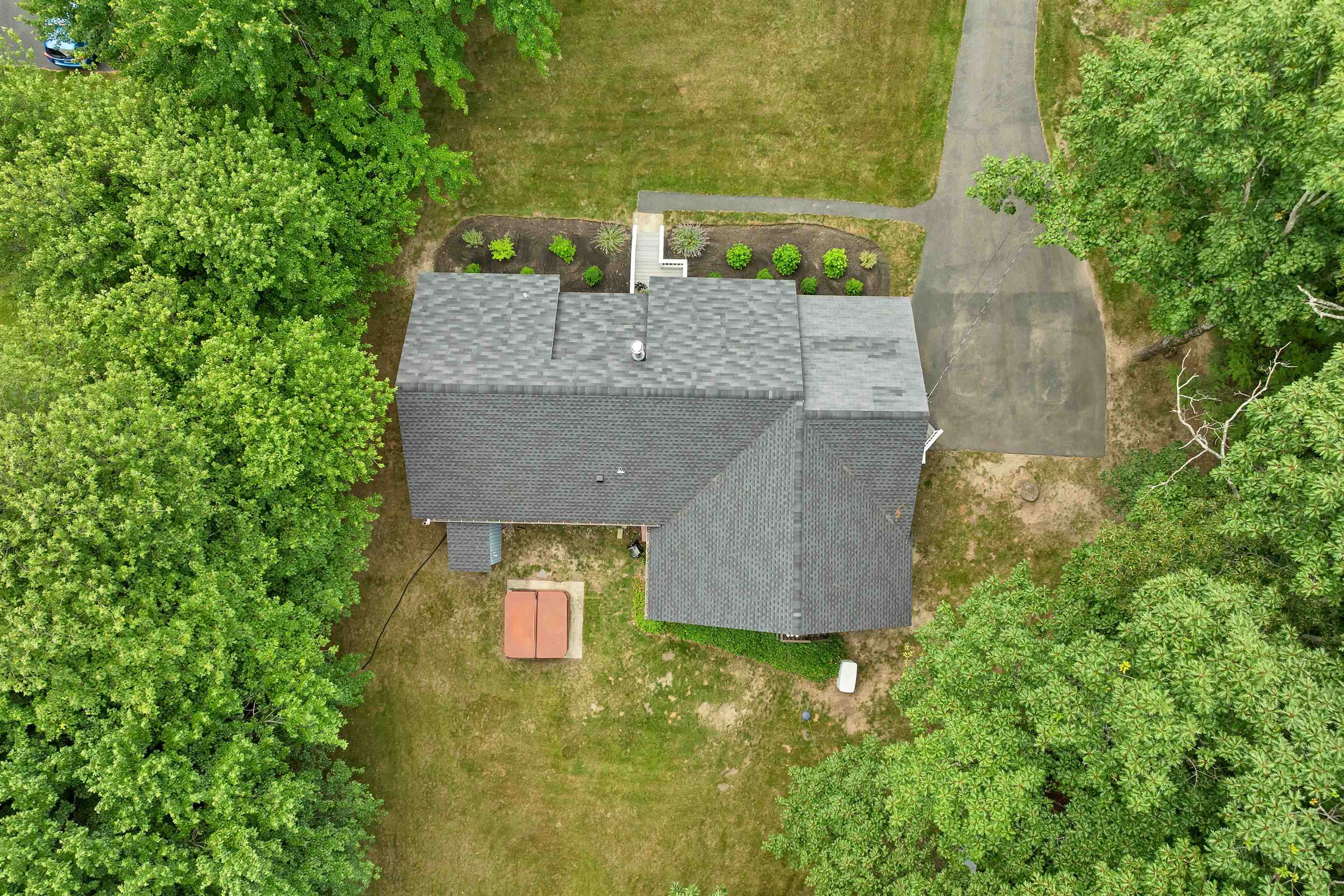 43 Redfield Circle Derry, NH 03038 - Photo 52 of 58